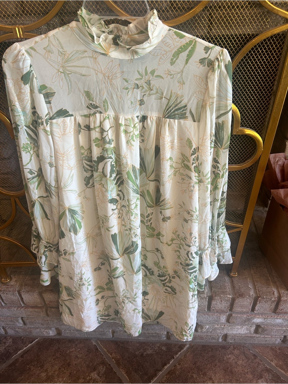 Floral Ruffle-Neck Green & Cream Long-Sleeve Dress